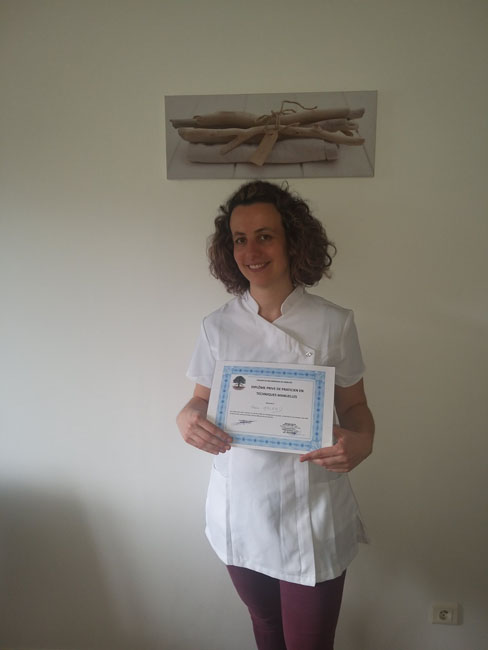 Praticienne en massages bien-être